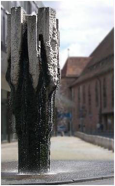 Kunstbrunnen, auch  Stockzahn genannt, östlich von Nürnbergs Hauptmarkt