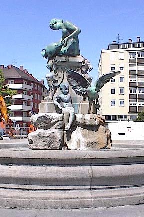 Nymphenbrunnen, einer der schönsten Brunnen Nürnberg, 1895 von einem Schuhfabrikanten gesponsert