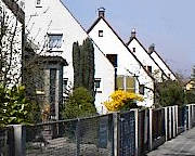Hausreihe und Reihenhaus lautete das Siedlungskonzept für Gebersdorf